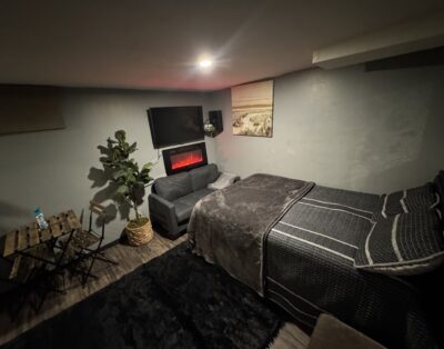 Comfort guest suite near subway and jfk